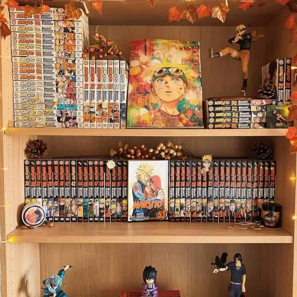 Naruto bedroom manga collection