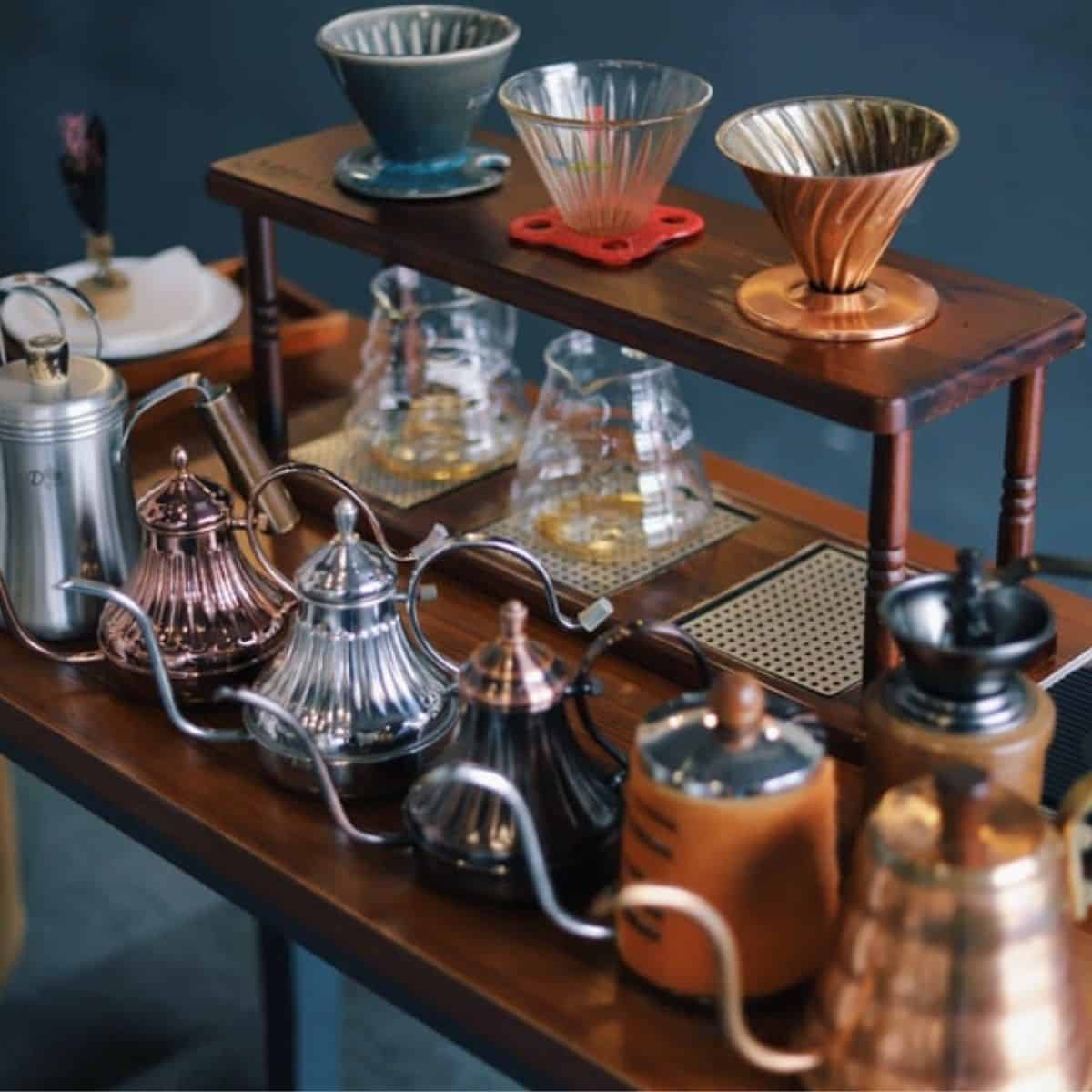 How to Use a Tea Kettle Guide Conventional and Creative Ways