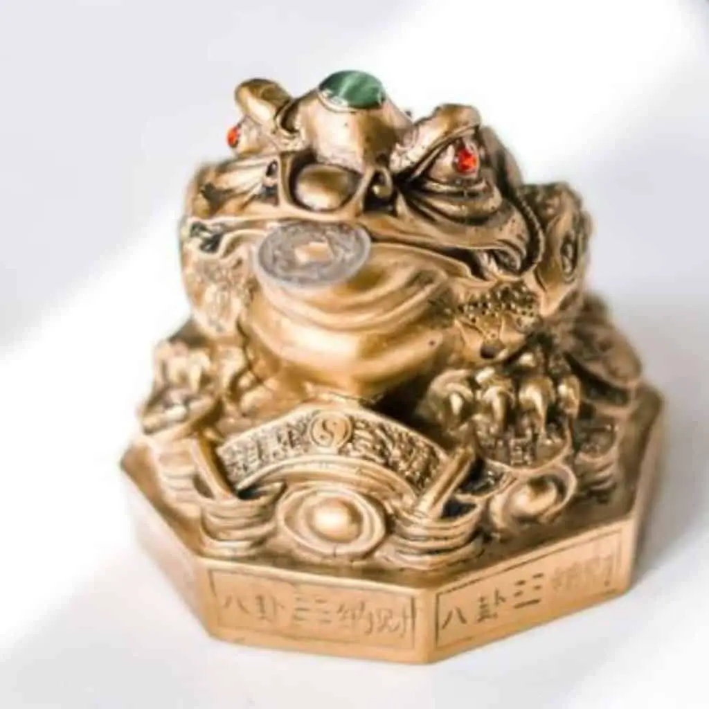 feng shui frog with coin in mouth