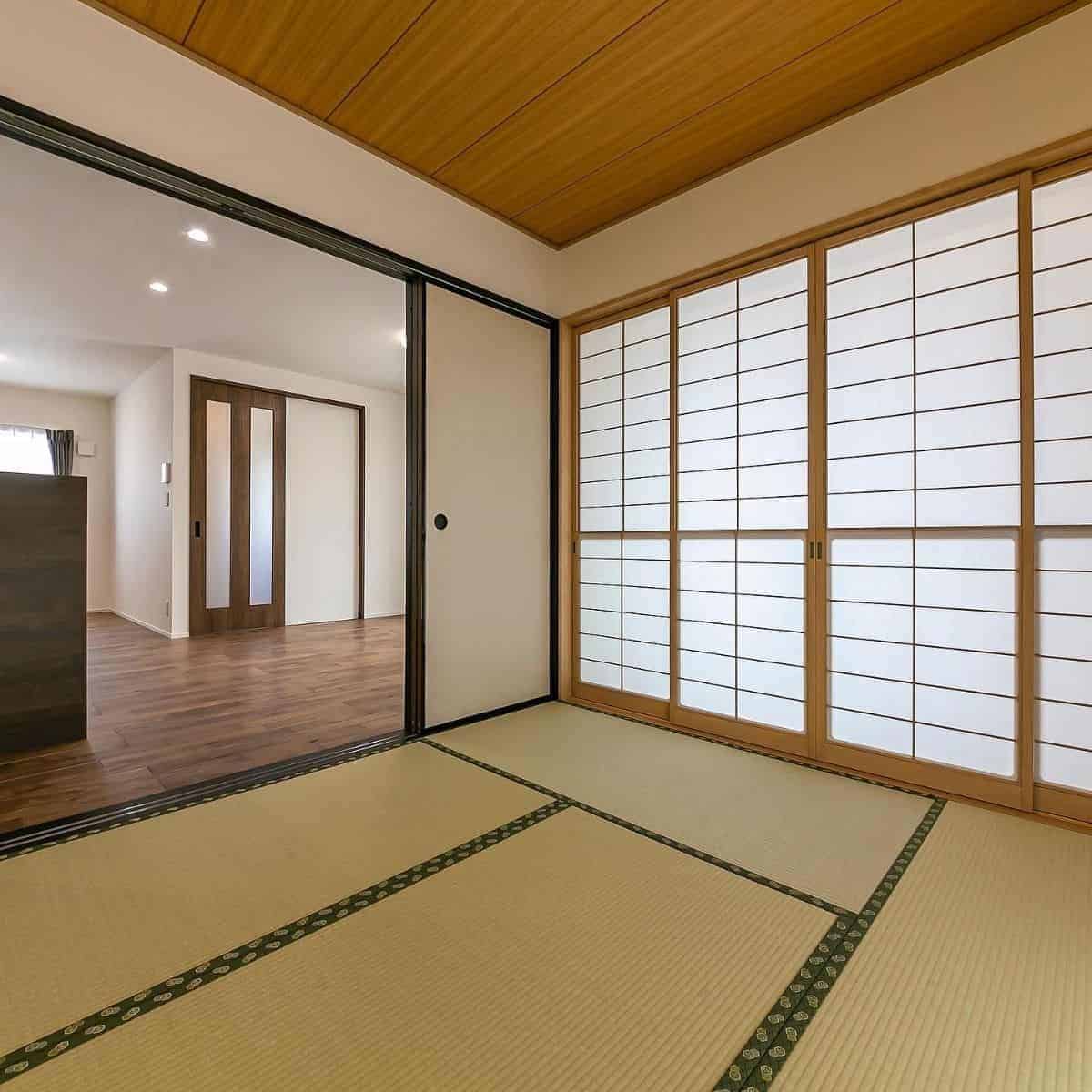 Japanese Room Divider How to Style It for Any Interior Design!